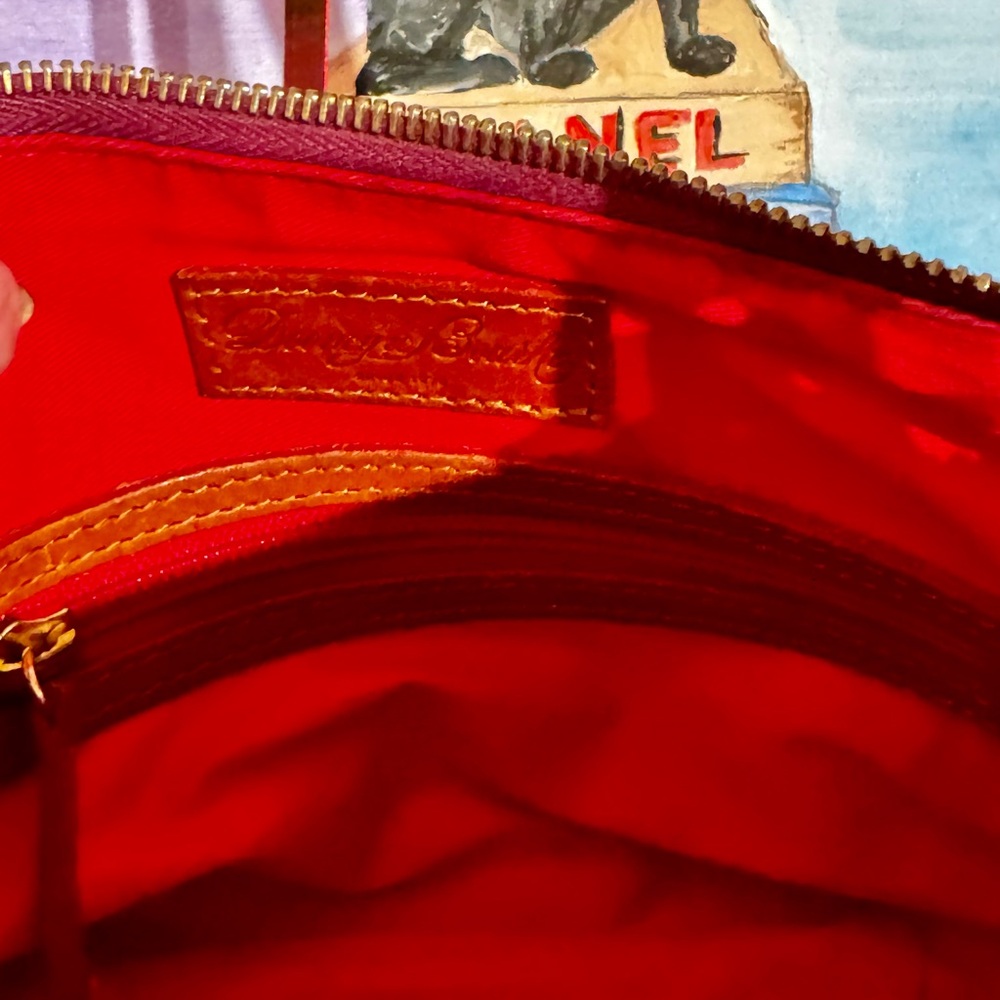 Dooney & Bourke Fuchsia Patent Leather Shoulder Bag with Leather Trim Rare - Picture 8 of 10